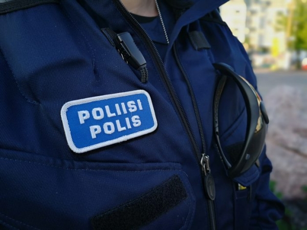 Police investigate booby-trapped apartment bomb, a death inside and two injured officers Police investigate booby-trapped apartment bomb, a death inside and two injured officers