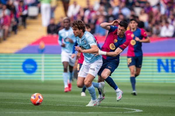 Barca lose Lewandowski at vital moment with muscle injury Barca lose Lewandowski at vital moment with muscle injury