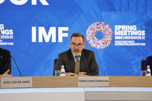 IMF downgrades global growth forecast to 2.8% in 2025 IMF downgrades global growth forecast to 2.8% in 2025