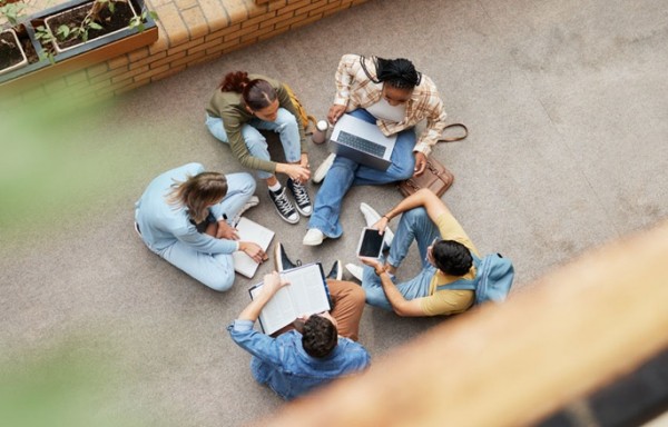 WG for abolishing student loan scheme, rising grants WG for abolishing student loan scheme, rising grants