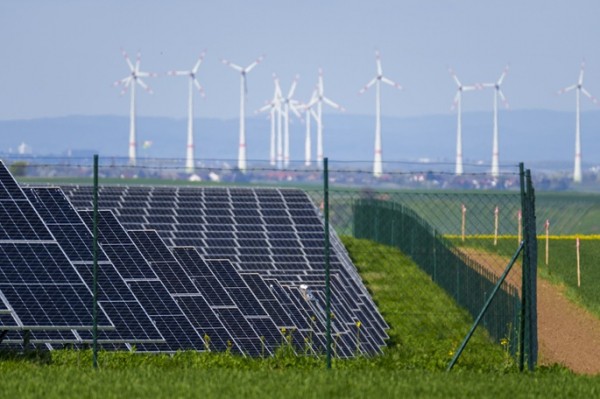Germany's green power output falls in Q1 Germany's green power output falls in Q1