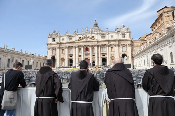 Pope Francis laid to rest after funeral Pope Francis laid to rest after funeral
