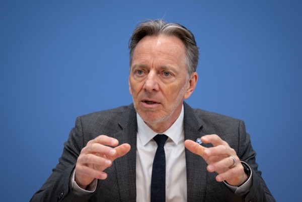 German police chief warns of rising right-wing youth radicalisation German police chief warns of rising right-wing youth radicalisation