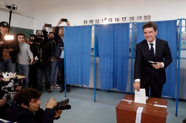 Nicusor Dan leads in Romanian presidential runoff Nicusor Dan leads in Romanian presidential runoff