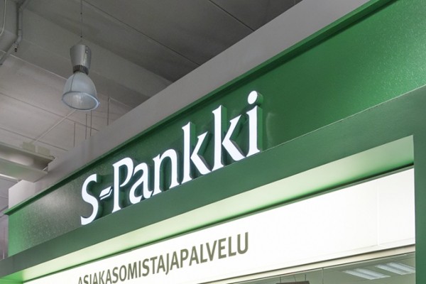 S-Bank fined €7.7m for clients´ access to others' accounts S-Bank fined €7.7m for clients´ access to others' accounts