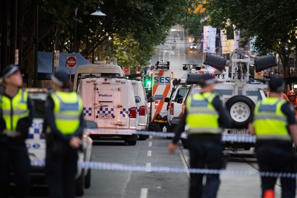 Woman killed in police shooting in southeast Australia Woman killed in police shooting in southeast Australia