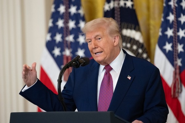 Trump says US has complete control of skies over Iran Trump says US has complete control of skies over Iran