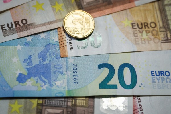 EC endorses Bulgaria's euro adoption in 2026 EC endorses Bulgaria's euro adoption in 2026