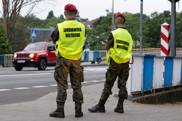 Poland to keep border checks with Germany, Lithuania Poland to keep border checks with Germany, Lithuania