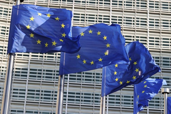EU urged to respond firmly as Trump's tariff threat sparks outrage EU urged to respond firmly as Trump's tariff threat sparks outrage
