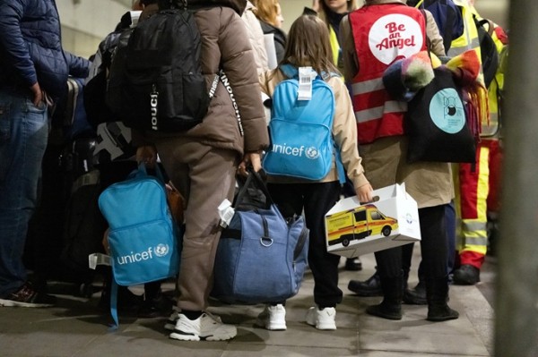 Germany sees fewer asylum applications in H1 Germany sees fewer asylum applications in H1