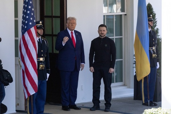 Trump, Zelensky discuss Ukraine's air defense capabilities Trump, Zelensky discuss Ukraine's air defense capabilities
