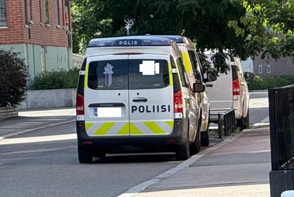 Woman killed in Espoo, suspect held Woman killed in Espoo, suspect held