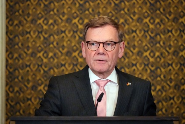 German FM backs Merz on partial arms halt to Israel German FM backs Merz on partial arms halt to Israel