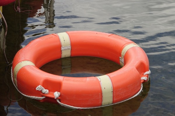 6 students drown, 24 injured in Alexandria beach accident 6 students drown, 24 injured in Alexandria beach accident