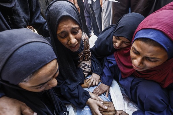 83 Palestinians killed in Israeli attacks on Gaza 83 Palestinians killed in Israeli attacks on Gaza