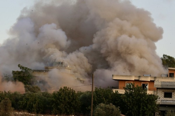 Israel strikes Hezbollah targets in S. Lebanon Israel strikes Hezbollah targets in S. Lebanon