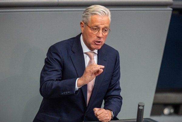 Russia testing NATO cohesion in Poland: German expert Russia testing NATO cohesion in Poland: German expert
