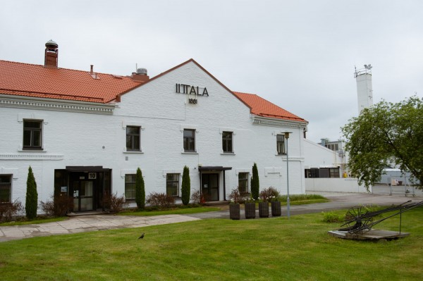 How Finnish glass design enchanted the world and keeps evolving