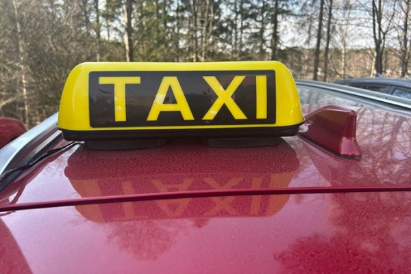 Finland-Norway taxi service proposal goes to parliament Finland-Norway taxi service proposal goes to parliament