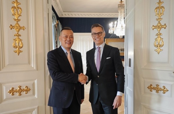 May the Light of China-Finland Friendship Shine on a Brighter Future May the Light of China-Finland Friendship Shine on a Brighter Future