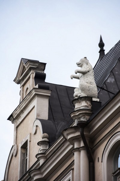 Heads up for Helsinki’s urban overstory: Lions and gargoyles and bears, oh my! Heads up for Helsinki’s urban overstory: Lions and gargoyles and bears, oh my!