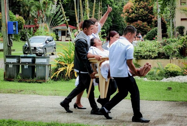 6 killed in earthquake off southern Philippines 6 killed in earthquake off southern Philippines