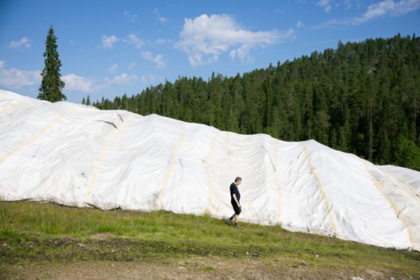 How Finland’s snow storage is shaping the future of skiing How Finland’s snow storage is shaping the future of skiing