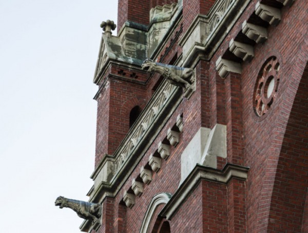 Heads up for Helsinki’s urban overstory: Lions and gargoyles and bears, oh my! Heads up for Helsinki’s urban overstory: Lions and gargoyles and bears, oh my!