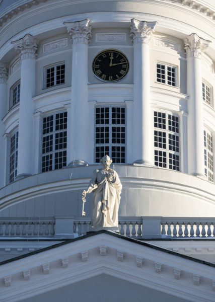 Heads up for Helsinki’s urban overstory: Lions and gargoyles and bears, oh my! Heads up for Helsinki’s urban overstory: Lions and gargoyles and bears, oh my!