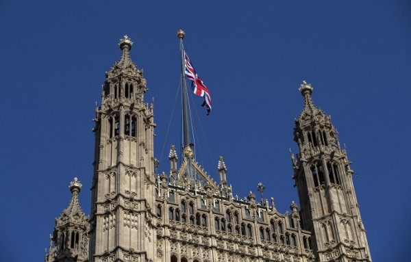 UK sanctions 70 Iranian individuals, orgs over nuke program link UK sanctions 70 Iranian individuals, orgs over nuke program link