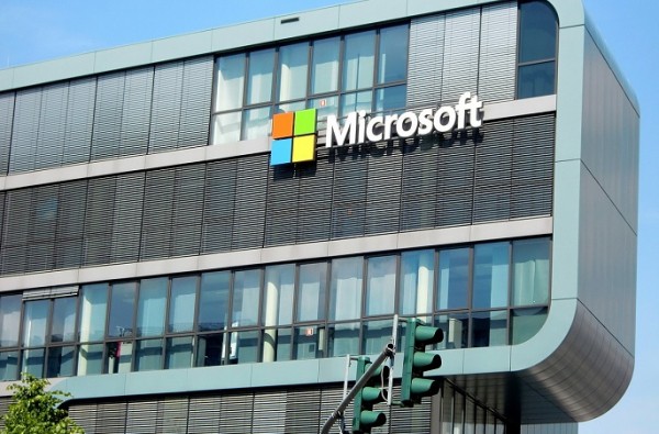Microsoft to invest $10b in data center in Portugal Microsoft to invest $10b in data center in Portugal