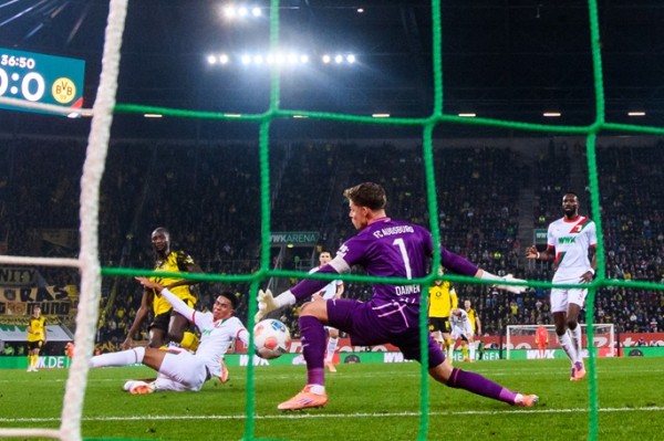 Guirassy leads Dortmund to narrow 1-0 win at Augsburg Guirassy leads Dortmund to narrow 1-0 win at Augsburg