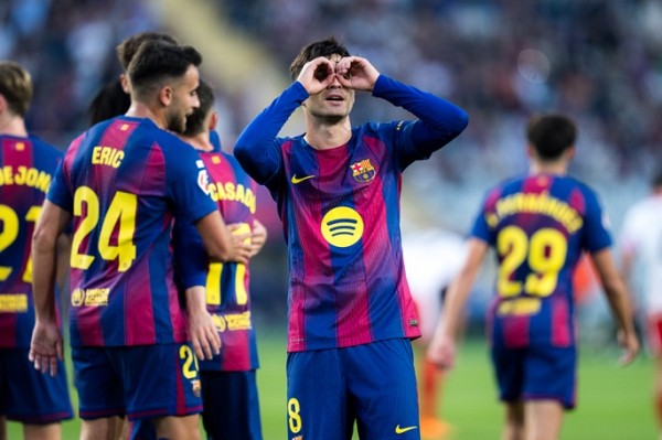 Barca go top in La Liga, Atletico take easy home win Barca go top in La Liga, Atletico take easy home win