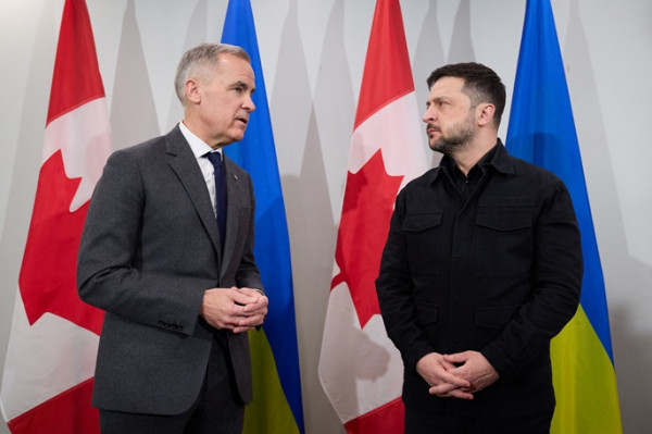 Zelensky stops over in Canada, meets Carney before talks with Trump Zelensky stops over in Canada, meets Carney before talks with Trump