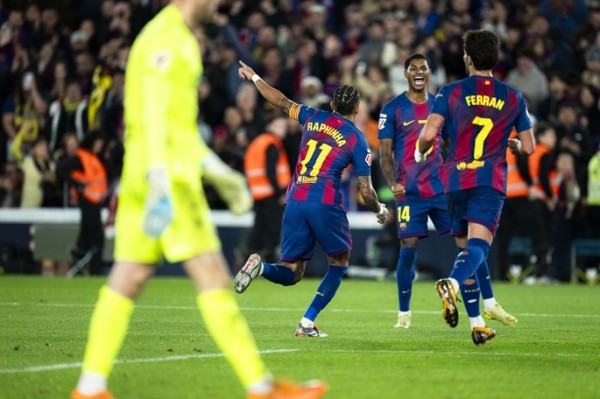 Raphinha double puts Barcelona 7 clear in La Liga Raphinha double puts Barcelona 7 clear in La Liga