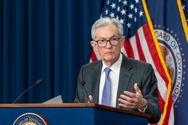 Trump threatens to sue Powell over Fed's HQ renovation Trump threatens to sue Powell over Fed's HQ renovation