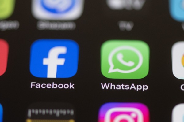 German students urge education over ban for teens on social media German students urge education over ban for teens on social media