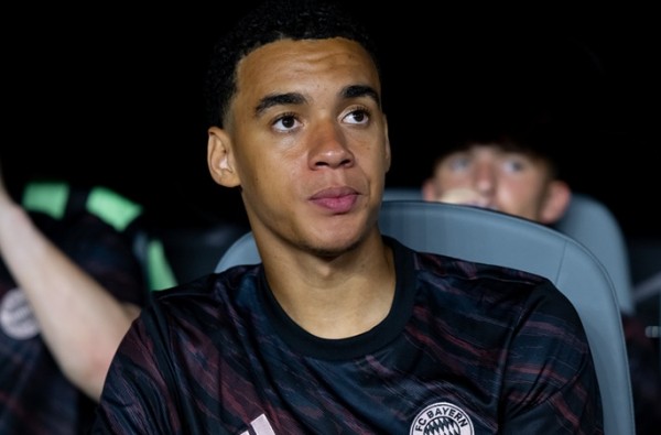 Bayern playmaker Musiala returns to team training Bayern playmaker Musiala returns to team training