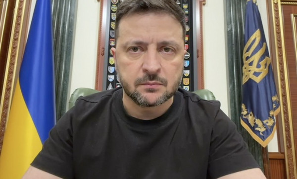 Ukrainian President moves to replace Defence Minister Ukrainian President moves to replace Defence Minister