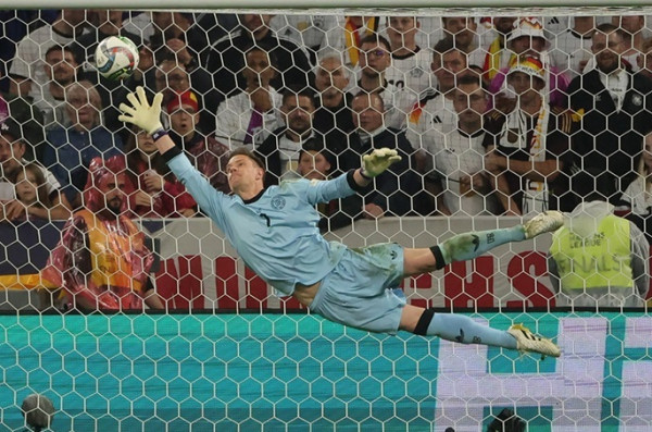 Barca loan goalkeeper Ter Stegen to Girona until end of season Barca loan goalkeeper Ter Stegen to Girona until end of season