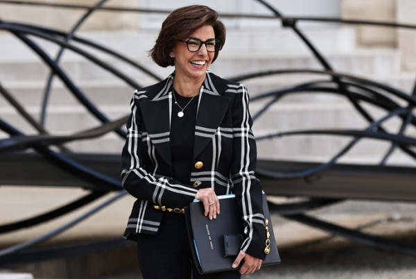 French culture minister resigns to run for Paris mayor French culture minister resigns to run for Paris mayor