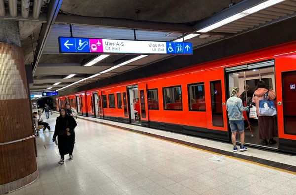 Metro service disrupted in Helsinki after passenger injured Metro service disrupted in Helsinki after passenger injured