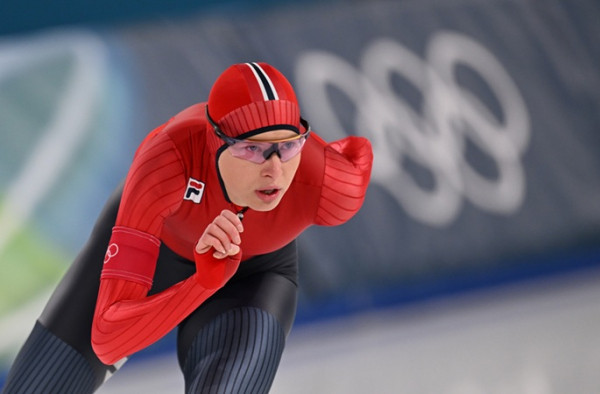 Norway's Eitrem, Wiklund win speed skating world all-round titles Norway's Eitrem, Wiklund win speed skating world all-round titles