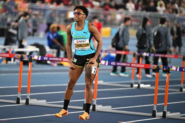 Charlton takes 3rd consecutive gold at World Indoor Athletics Championships Charlton takes 3rd consecutive gold at World Indoor Athletics Championships