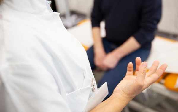 Govt to tighten language criteria for immigrant doctors, nurses Govt to tighten language criteria for immigrant doctors, nurses