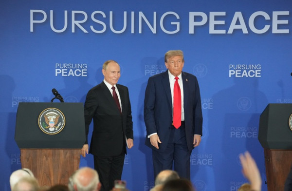 Trump, Putin discuss Iran, Ukraine over phone Trump, Putin discuss Iran, Ukraine over phone